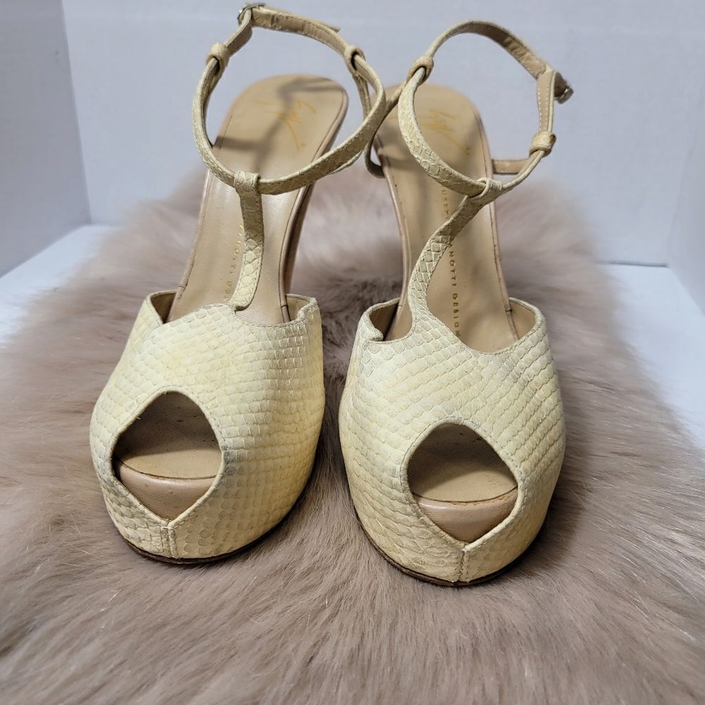Giuseppe Zanotti Sand Open Toe T-strap Hidden Platforms - Picture 2 of 8